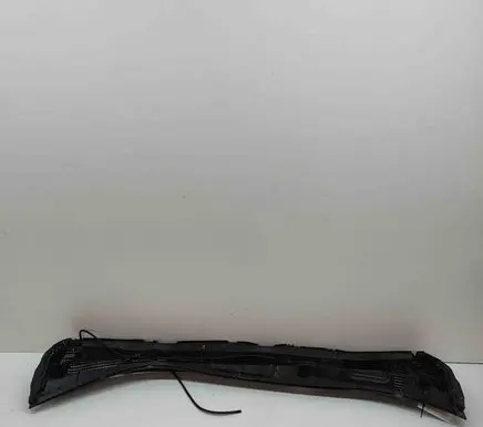 Nissan Leaf II (ZE1) Wiper trim 668625SA0A