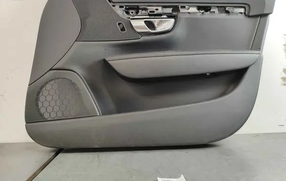 Volvo S90, V90 Front door card panel trim 39837318
