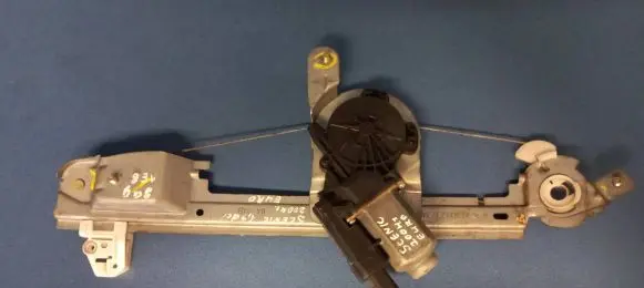 Renault Scenic II - Grand scenic II Front door window regulator with motor 440726F