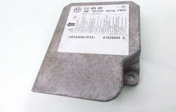 Skoda Octavia Mk1 (1U) Airbag control unit/module 1C0909601 5WK43120