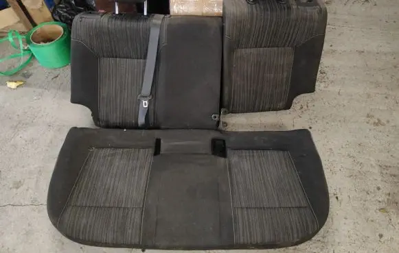 Rear seat