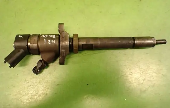 Ford Focus Fuel injector 0445110188