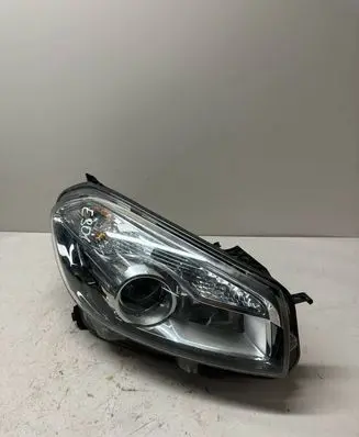 Nissan Qashqai Headlight/headlamp 1LL01033514