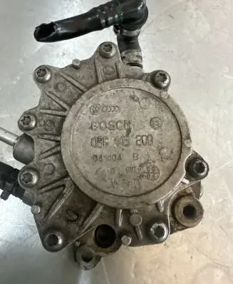 Audi A6 S6 C6 4F Vacuum pump 03G145209