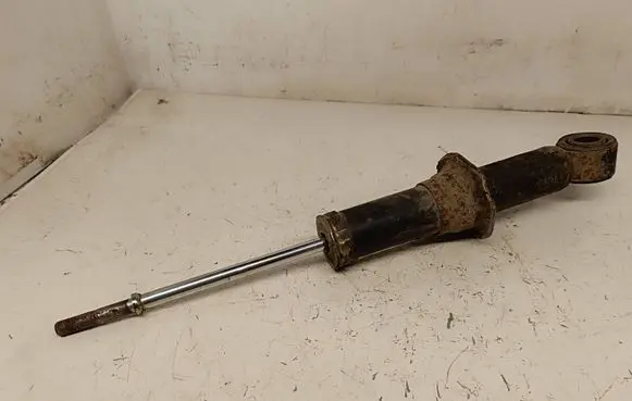 Toyota Corolla Verso AR10 Rear shock absorber/damper