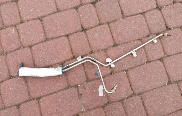 Opel Astra K Exhaust gas pipe 39194747
