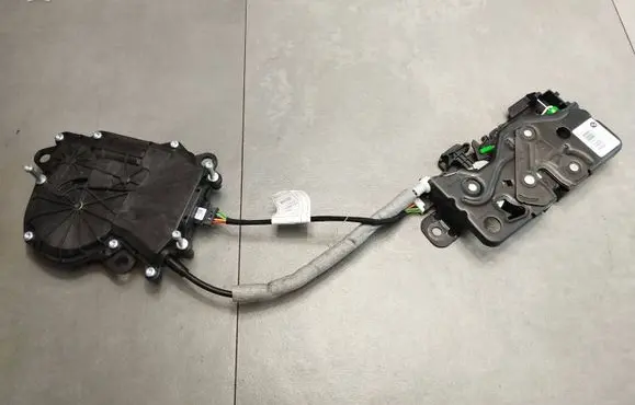 BMW X1 F48 F49 Tailgate/trunk/boot lock/latch/bracket 7374006 7357112