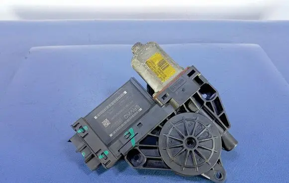 Volvo S90, V90 Rear door window regulator with motor 31674759