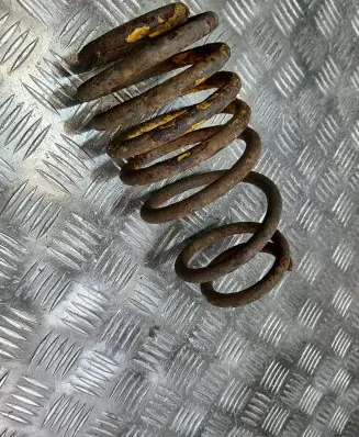 Audi A3 S3 8L Rear coil spring