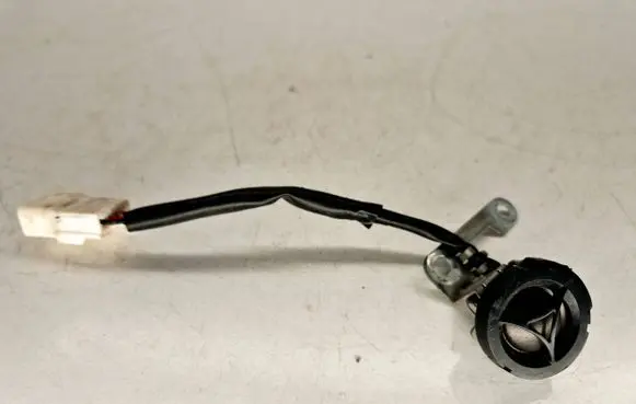 Lexus IS 200-300 Front door high frequency speaker 8816053050 152004790
