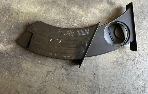 BMW 5 E60 E61 Cup holder 51457063104 12145110