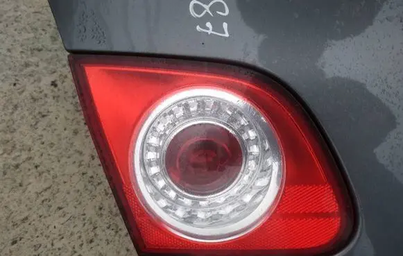 Volkswagen PASSAT B6 Tailgate rear/tail lights