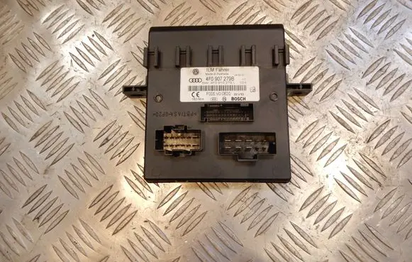 Audi A6 S6 C6 4F Light module LCM 4F0907279B 39277