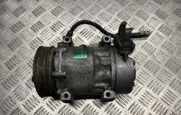 Renault Megane I Air conditioning (A/C) compressor (pump) 0802712045 1811