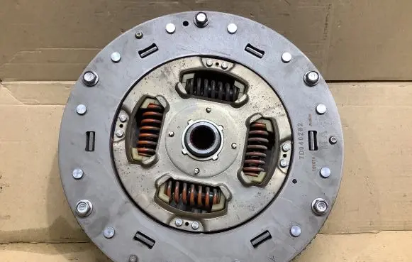 Lexus RX 330 - 350 - 400H Clutch set kit 7D040282