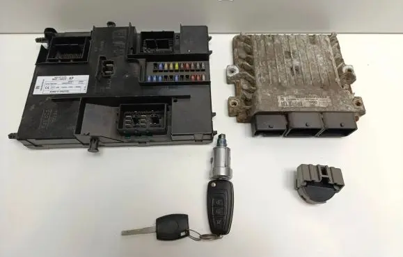 Ford Transit Custom Engine ECU kit and lock set BK2112A650AC S180146202A