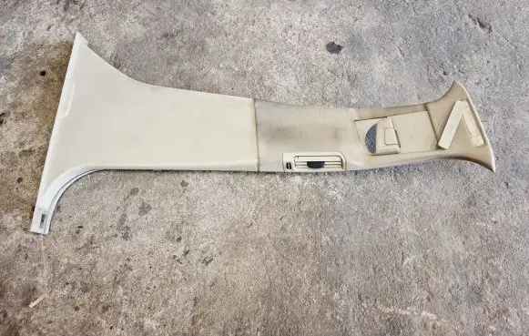 Volvo S60 (B) pillar trim (top) 31307135 A068498