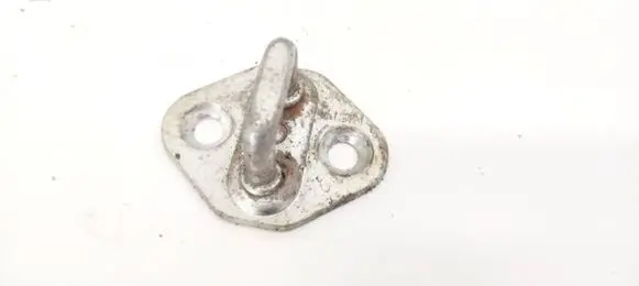 Toyota RAV 4 (XA20) Front door lock loop/hook striker 