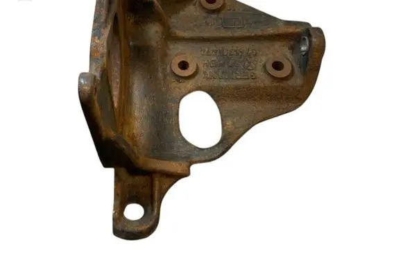 Volkswagen II LT Fuel pump bracket 074130147C