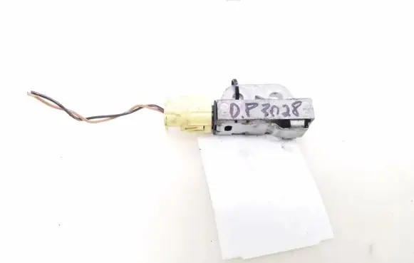 Nissan X-Trail T30 Airbag deployment crash/impact sensor