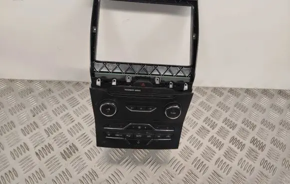Ford S-MAX Climate control unit EM2T18E245AA