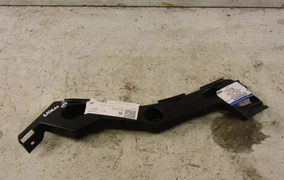 Ford C-MAX II Rear bumper mounting bracket AM51R17E851A