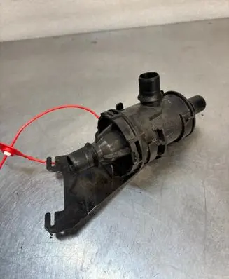 Renault Austral Electric auxiliary coolant/water pump