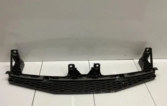 Volkswagen PASSAT CC Front bumper mounting bracket 3C8807889