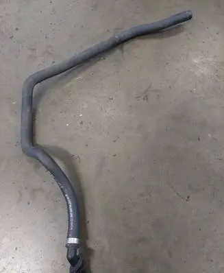 Mercedes-Benz E W211 Engine coolant pipe/hose A2118301296