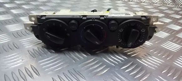 Ford Focus C-MAX Interior fan control switch 3M5T-19980-AC