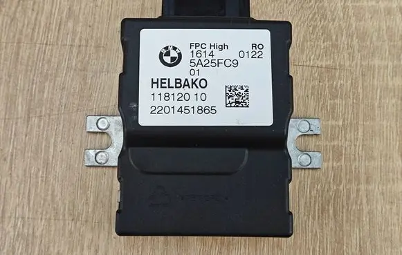 BMW 8 G16 Fuel injection pump control unit/module 5A25FC9