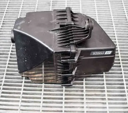 Jaguar F-Pace Air filter box