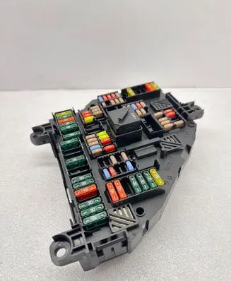 BMW 5 F10 F11 Fuse module 9264923 05918158 417033452
