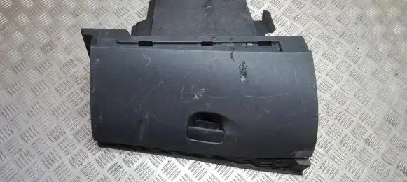Renault Megane III Glove box 681080030R