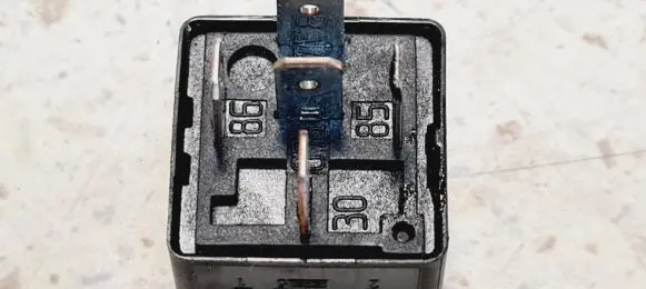 Volvo S60 Other relay V23134A52X345 9441160 4M023