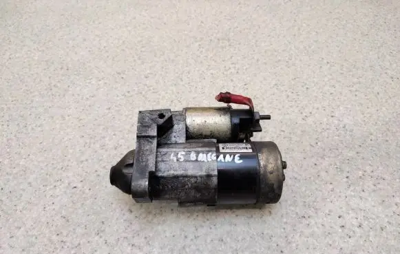 Renault Megane II Starter motor 8200227092