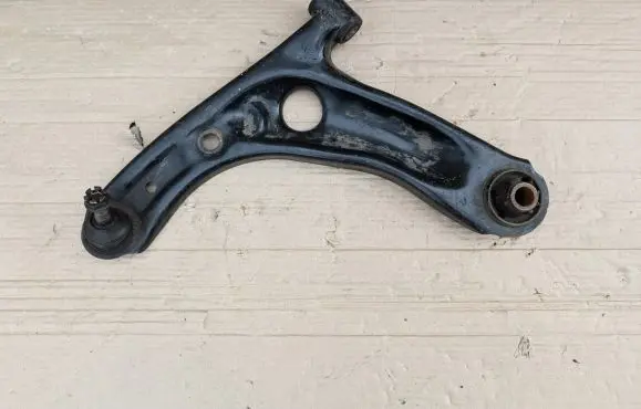 Toyota Aygo AB10 Front lower control arm/wishbone