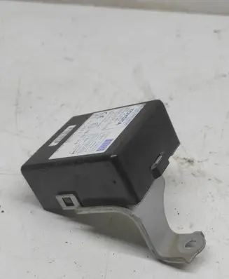 Toyota Corolla Verso E121 Door control unit/module 897410F010 61B168000 10R021776