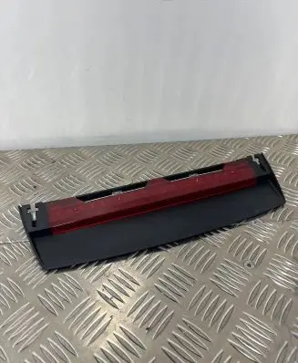 Audi A8 S8 D4 4H Third/center stoplight 4H0945097A 4H0945097