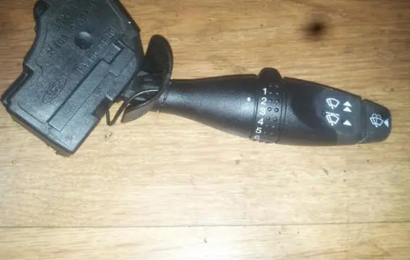 Ford Mondeo Mk III Wiper control stalk 1s7t17a553dd