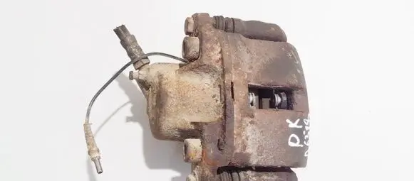Renault 19 Front brake caliper