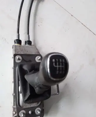 Skoda Fabia Mk3 (NJ) Gear shifter/selector 6Q0711061E