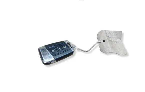 Skoda Kodiaq Ignition key/card A2C84369004 3V0959752B