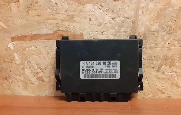 Mercedes-Benz R W251 Parking PDC control unit/module A1648201826 0263004051
