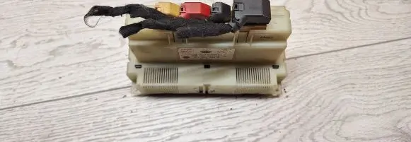 Volkswagen PASSAT B5.5 Climate control unit 3b1907044b