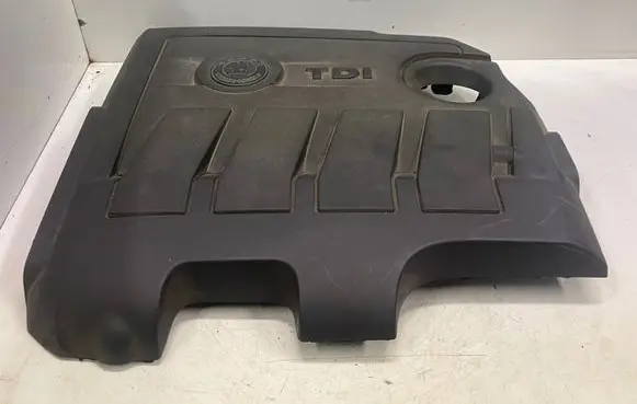 Skoda Octavia Mk2 (1Z) Engine cover (trim)