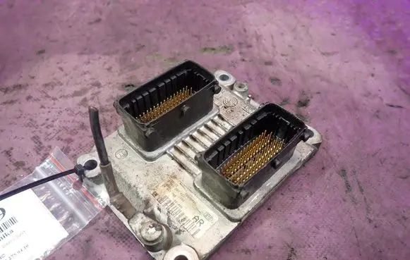 Opel Corsa C Engine control unit/module ECU 