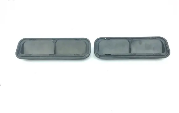 Quarter panel pressure vent