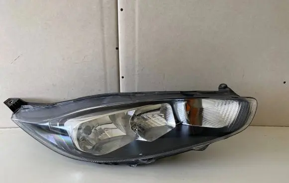 Ford Fiesta Headlight/headlamp C1BB13W029AH PL6388 0000002