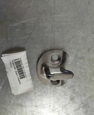 Volvo XC60 Rear door lock loop/hook striker 32353195 31391833